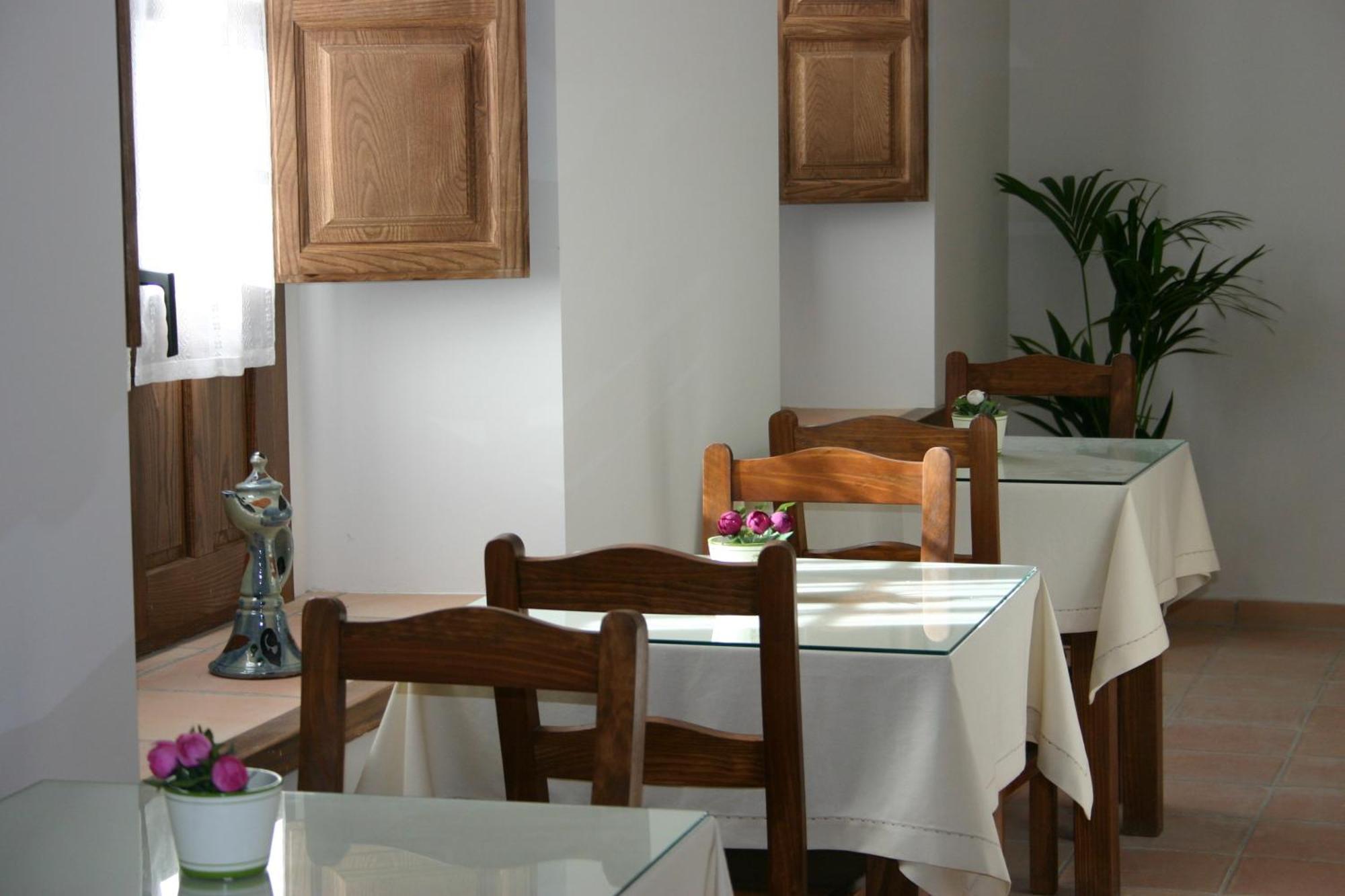 Hostal Santa Maria De Ubeda Ngoại thất bức ảnh